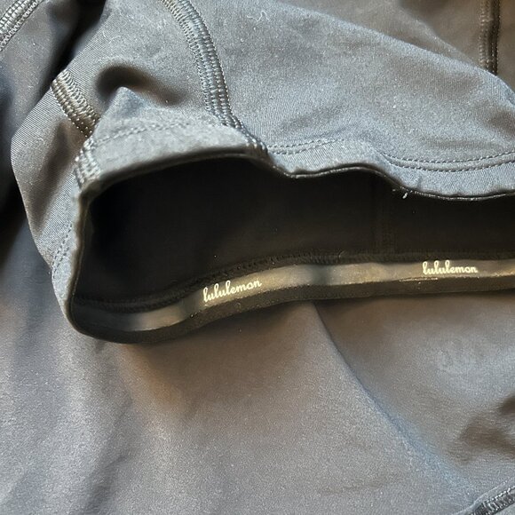 Lululemon Play Off The Pleats Skirt Tennis Pickleball Golf in Black Size 2 - Picture 6 of 9